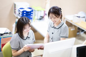 教育係